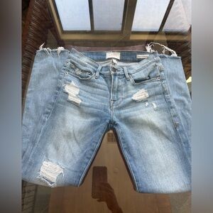 FRAME Le Skinny de Jeanne Crop Jeans Size 24 Distressed Raw Hem Light Wash Chic